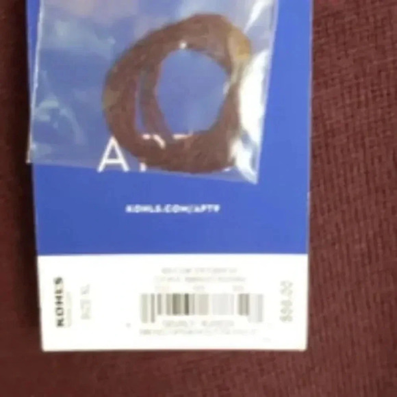 APT.9 Long Sleeve V-Neck Ribbed Cuffs Sweater Size Medium - Picture 4 of 7